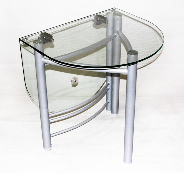 Овальный стеклянный стол италия